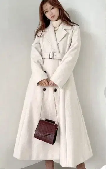 리젝시 플레어 디자인 롱 코트