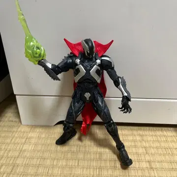 McFarlane Toys 액션 피규어 스폰