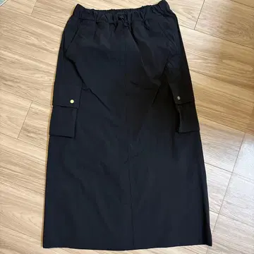 adidas 블랙 롱 스커트 M 사이즈