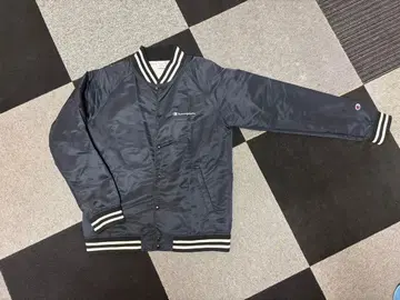 새상품급 챔피온 베이스볼 점퍼 사이즈 XL