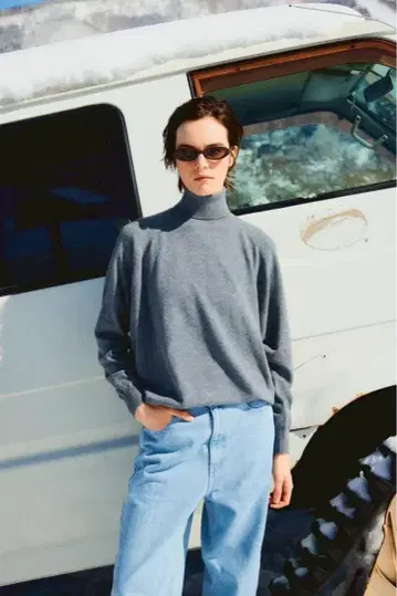 SHISHIKUI DAPUR GRAY 터틀넥 니트