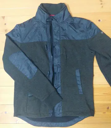 빅토리녹스 집업 후드티 모스그린 필드 자켓