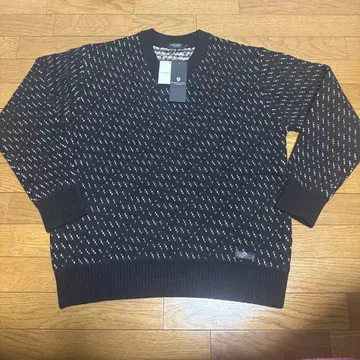 블랙 라벨 크레스트 빌리지 V넥 스웨터