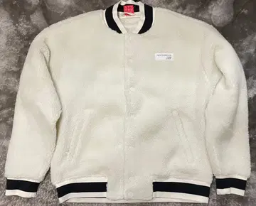 뉴발란스 화이트 플리스 자켓