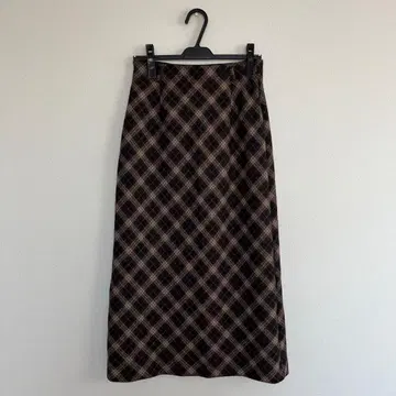 타탄 체크 패턴 / 퓨어 울 / 따뜻한 / 레트로 / 성숙한 느낌