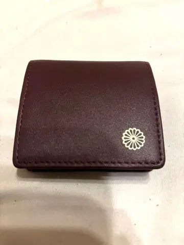 황궁 상자형 밴드 포함 동전 지갑 코인 케이스 천연 가죽 와인 레드