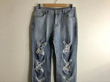 [ 새상품급 ] 데미지 데님 라이트 블루