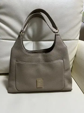 efffy 그레이 베이지 가죽 백