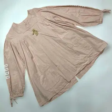 원더풀 월드 핑크 곰 자수 사용 탭 블라우스