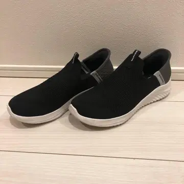 스케쳐스 슬립인즈 스무스 스텝