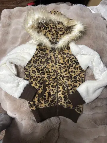 Y2K 레오파드 무늬 퍼 지퍼 후드티 헤이세이 갸루