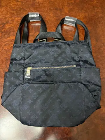 러셋 모노그램 블랙 미니 백팩