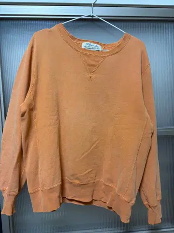 REAL RELIEF 맨투맨 양V 가제트