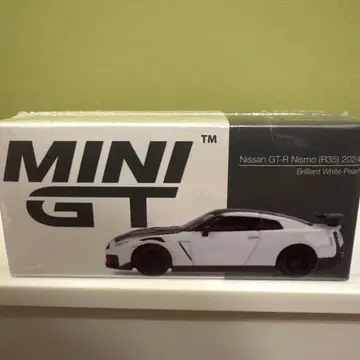 MINI GT Nissan GT-R Nismo (R35) 2024