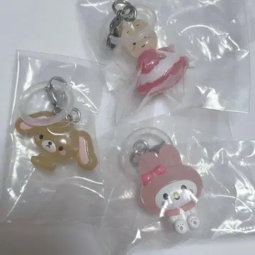 유루토 메지루시 액세서리 산리오