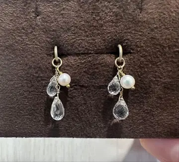 agete 아가트 귀걸이 참 쿼츠 펄