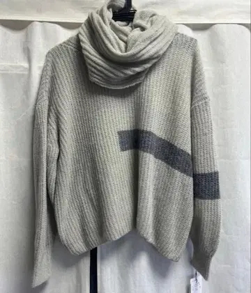 택 포함 pride 넥 스웨터 프라이드