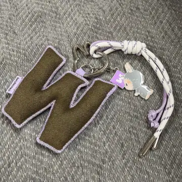 POPMART W 키링 PIN FOR LOVE