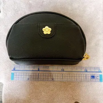 마리콴트 파우치