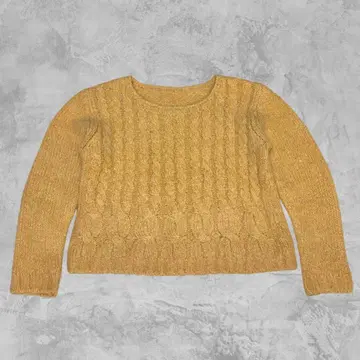 분위기 발군 케이블 짜임 니트 베이지 숏 기장 복슬복슬 모헤어풍 레트로