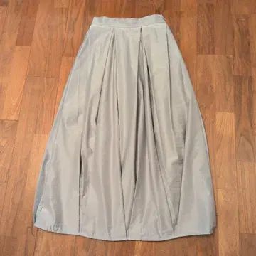 새상품급 CLOCHE 벌룬 스커트