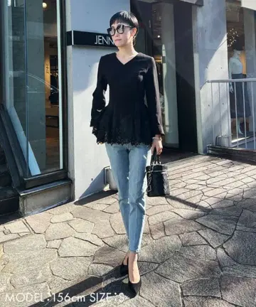 JENNE 제뉴 레이스 페플럼 블라우스 블랙