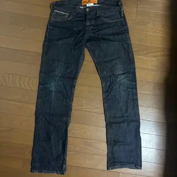 EDWIN 다크 블루 슬림 핏 데님