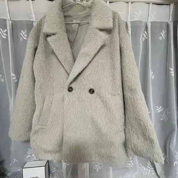 Ada. 샤기 더블 자켓 코트