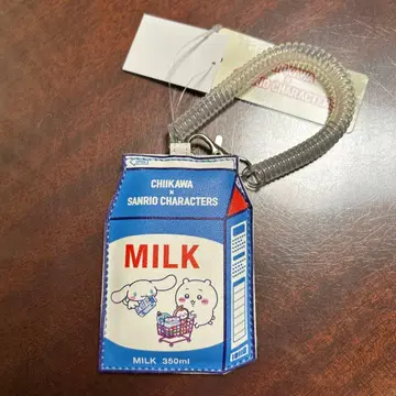 치이카와 (먼작귀) 산리오 캐릭터즈 패스 케이스 치이카와 시나모롤