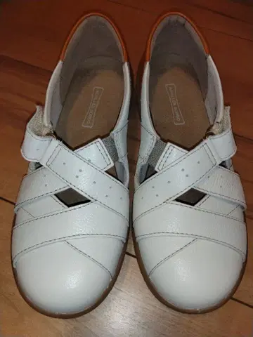 아킬레스 로퍼 23 화이트