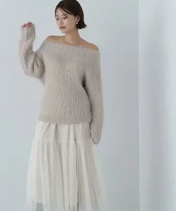 NATURAL BEAUTY BASIC 샤기 니트 &  스커트