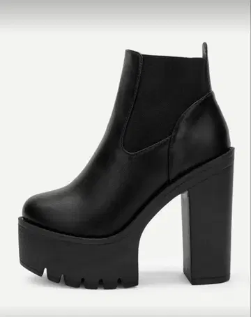 SHEIN 통굽 부츠 블랙 24.0