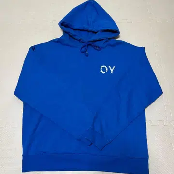 파란색 OY 로고 후드티 사이즈 미상, 아마도 L 사이즈