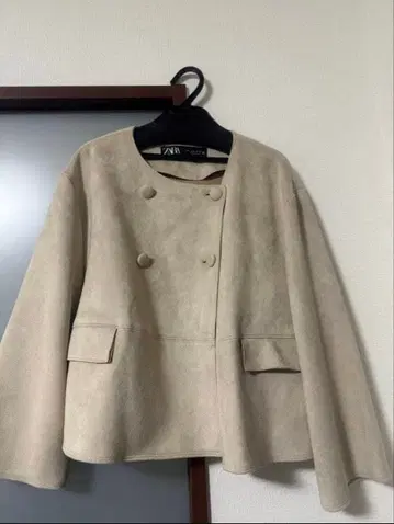 ZARA 더블 버튼 자켓