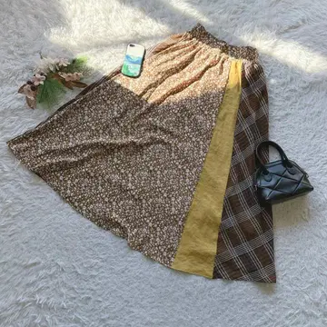 [부즈루드] (38/M) 패치워크 스커트 모리걸 코티지코어