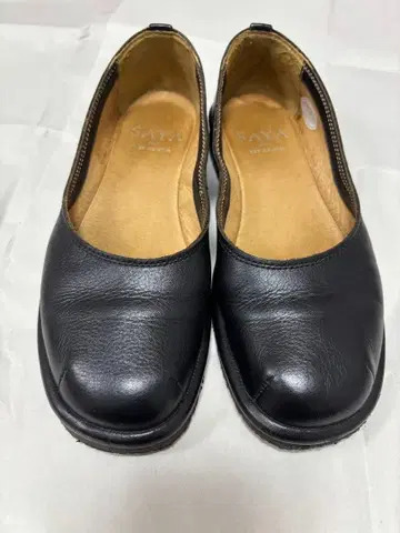 SAYA 플랫슈즈 슬립온