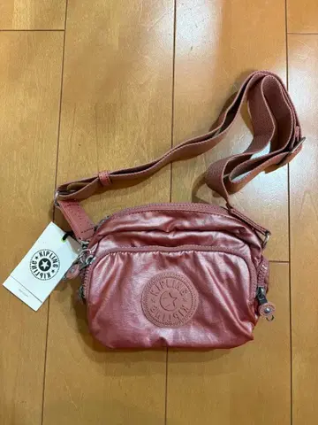 kipling 제네라에스 메탈릭러스트 오리진 백