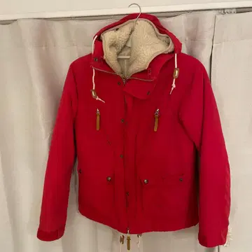 프릭스스토어, 마운틴 후드티 빨간색