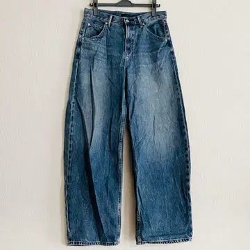 유니클로 배기 커브 청바지 BLUE 27 데님 배럴 레그