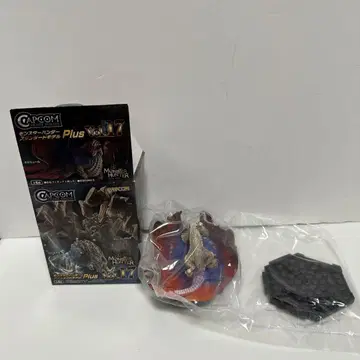 몬스터 헌터 피규어 스탠다드 모델 네로미에르