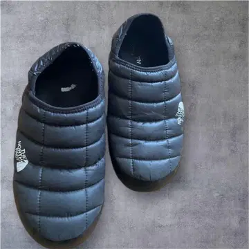 THE NORTH FACE 블랙 슬립온 25