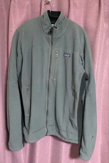 patagonia 플리스 자켓 그레이 R2 M 사이즈 하자품