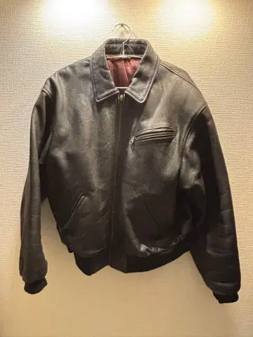 WOHRL 레더 봄버 자켓 블랙 42