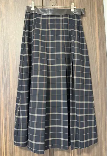 드레 스테리아 체크 턱 스커트 40