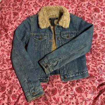 [ 무료배송 ] Abercrombie & Fitch 보아 데님 자켓