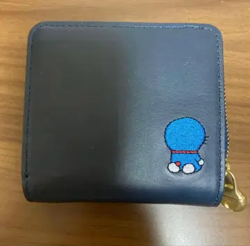 도라에몽 자수 이단 접이식 지갑