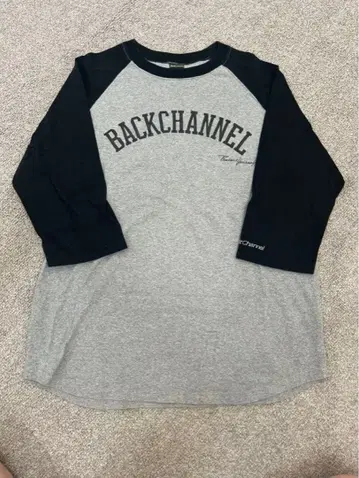 BACKCHANNEL 7부 소매 티셔츠 그레이/블랙