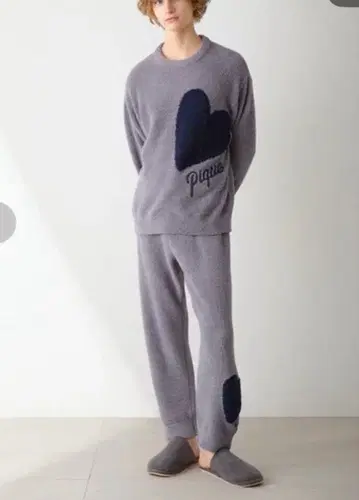 택 포함 젤라또피케 하트 자카드 풀오버 & 롱 팬츠 세트