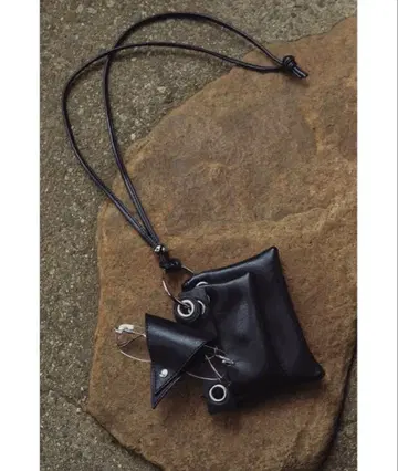 un/neu 4 부품 커스텀 파우치 숄더 블랙