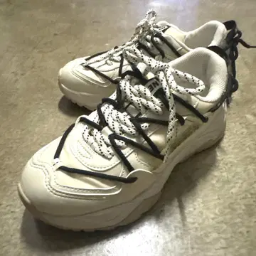 NERDY 널디 스니커즈